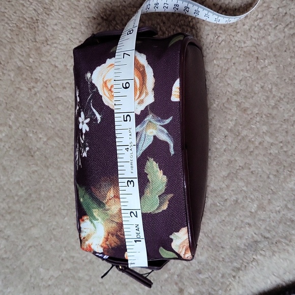 NWT! Floral Burgundy Dropp Kit/Toiletry Bag/Makeup Bag! - Picture 13 of 16